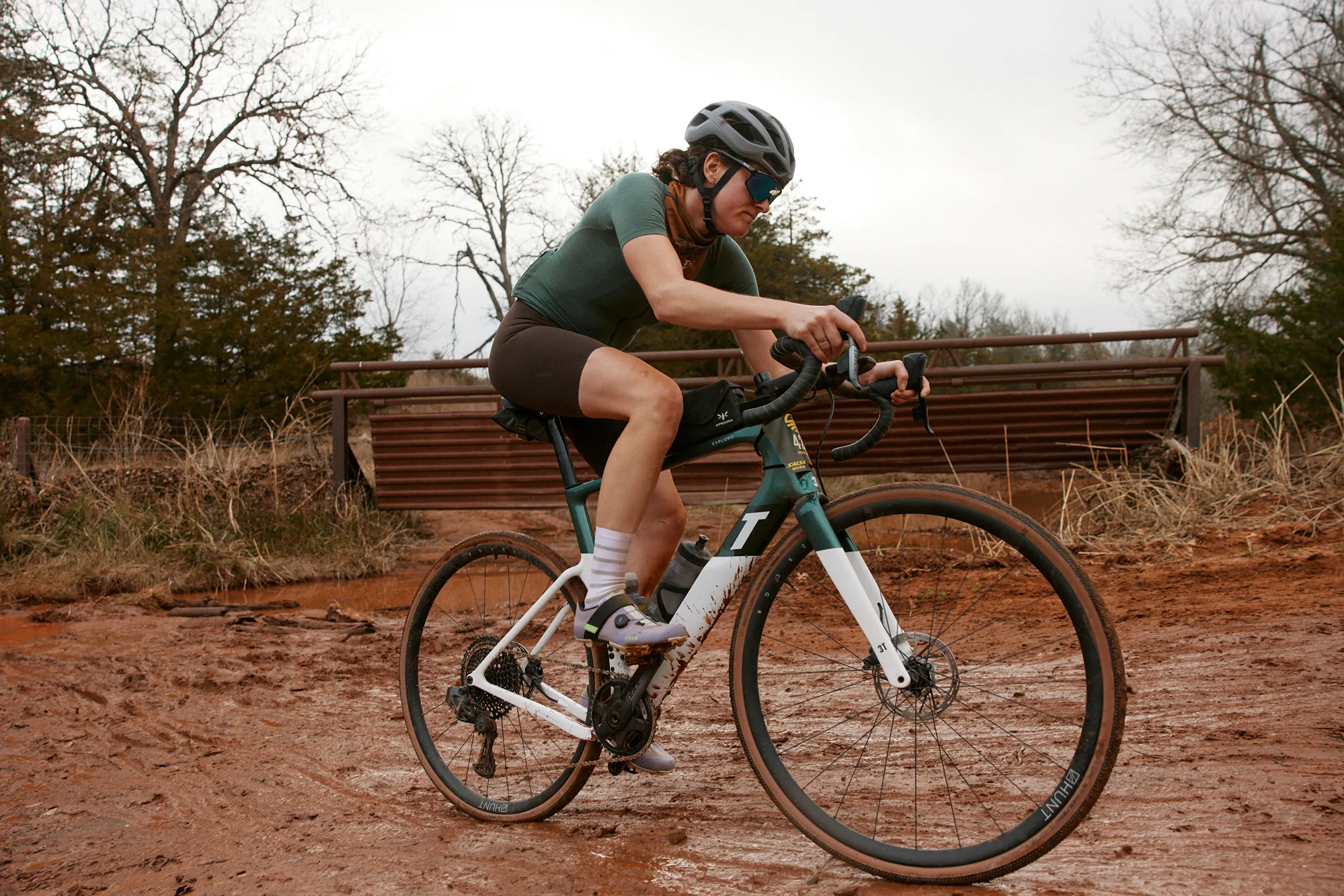 HUNT 25 Carbon Gravel Race Wheelset - Image 8