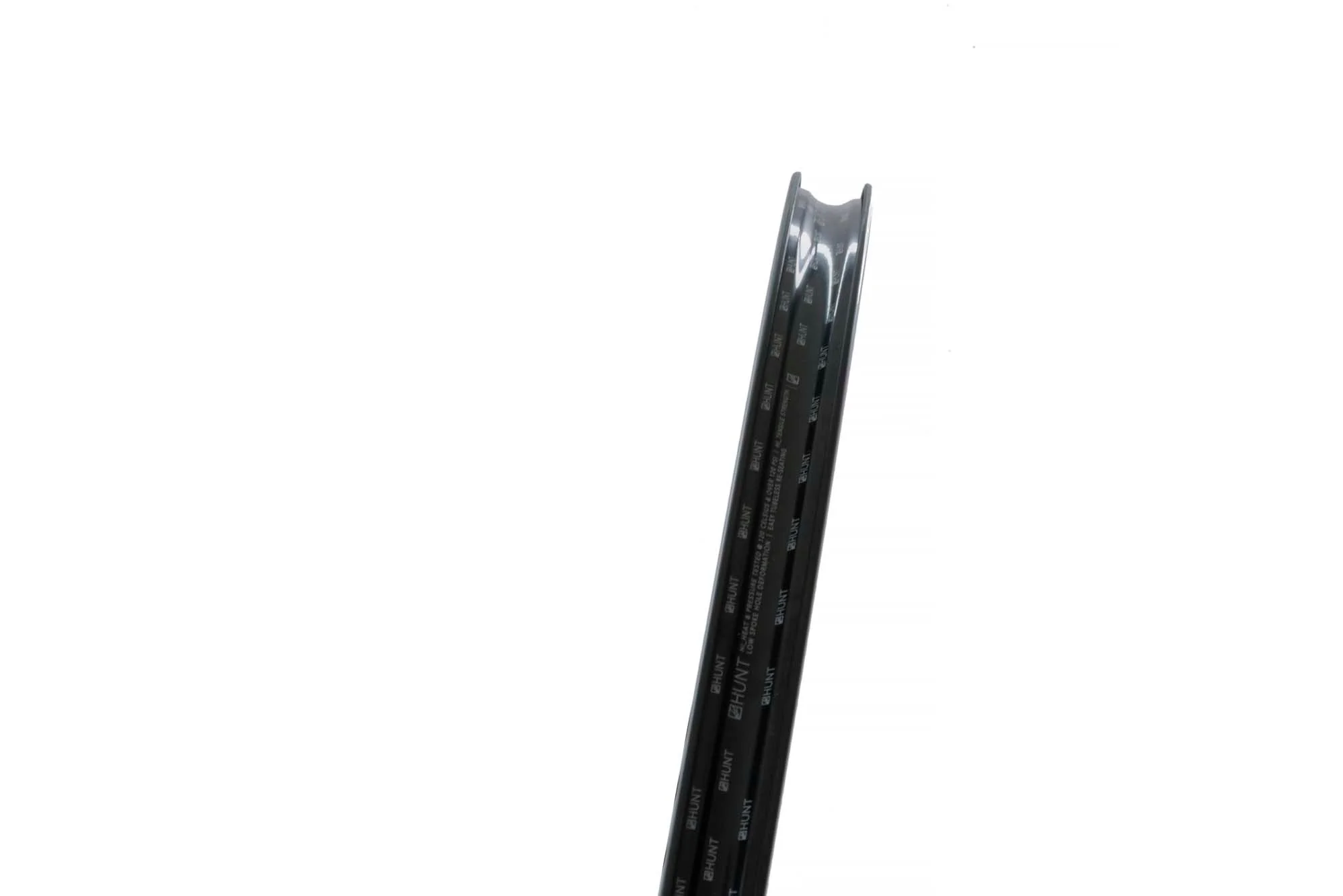 HUNT 30 Carbon Aero Disc Wheelset - Image 7