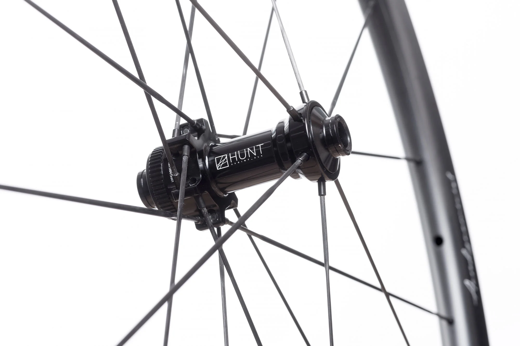 HUNT 32 Aerodynamicist UD Carbon Spoke Disc Wheelset - Image 9
