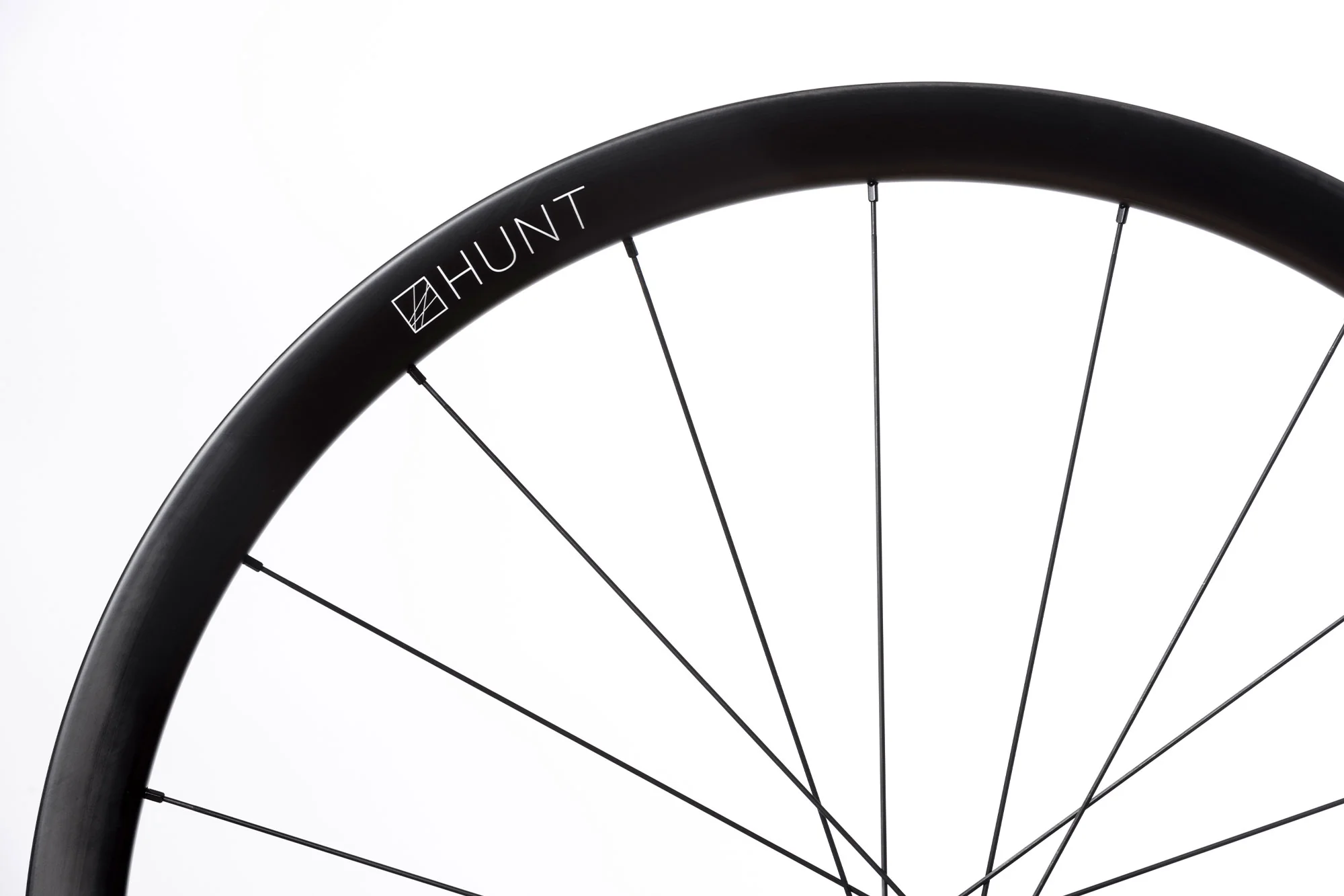HUNT 34_34 Aerodynamicist Carbon Disc Wheelset - Image 3