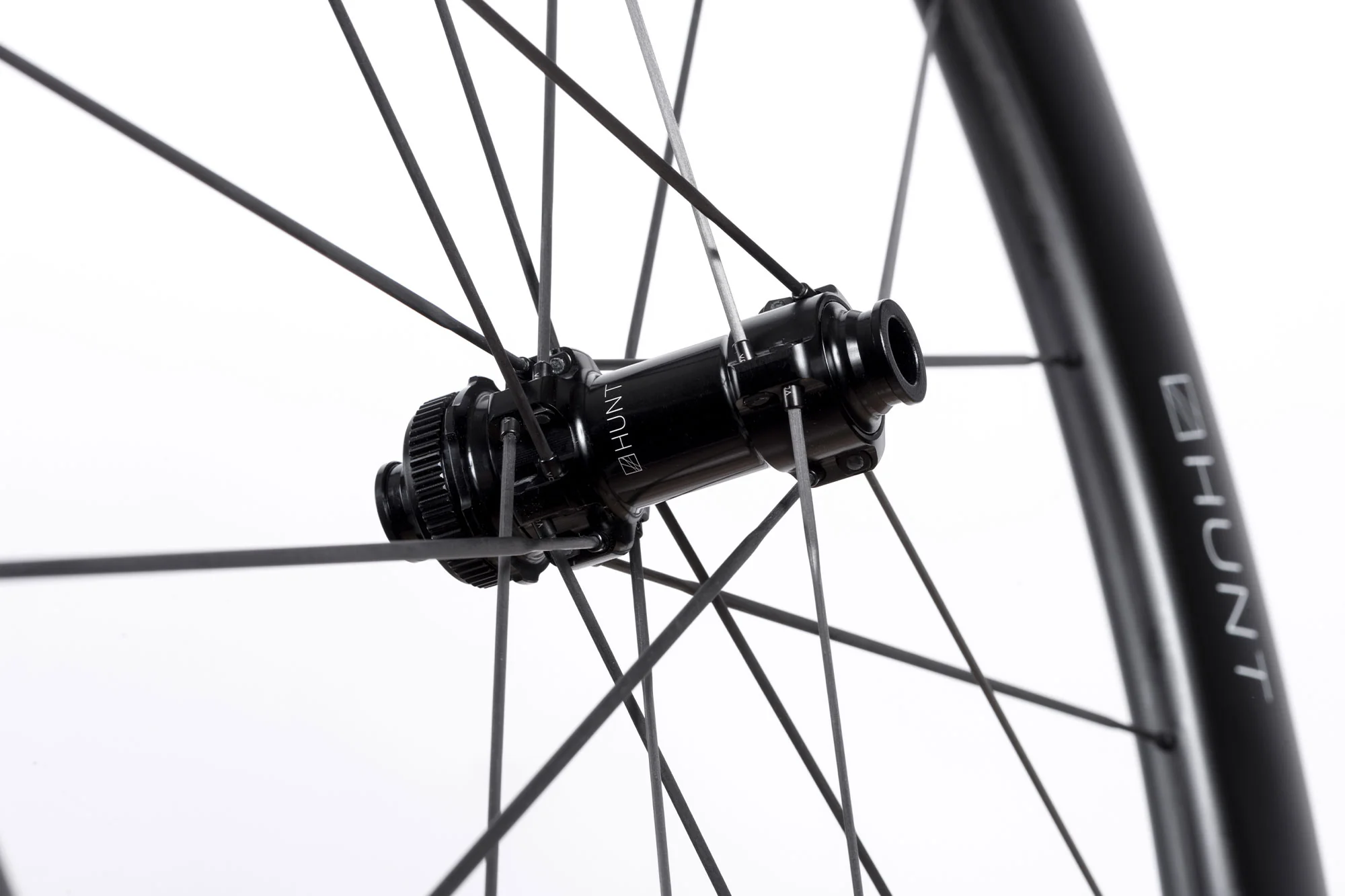 HUNT 34_34 Aerodynamicist UD Carbon Spoke Disc Wheelset - Image 5