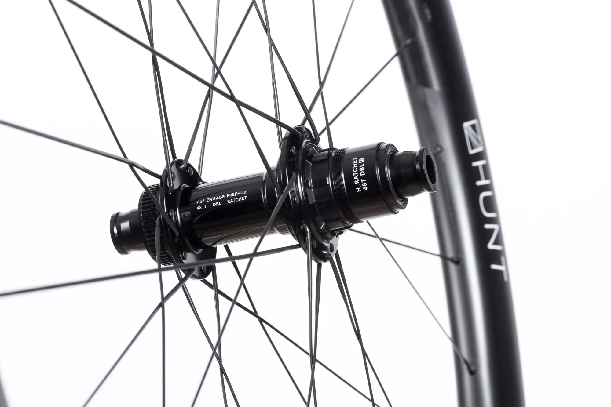 HUNT 40 Limitless Gravel Adventure Dynamo Wheelset - Image 11