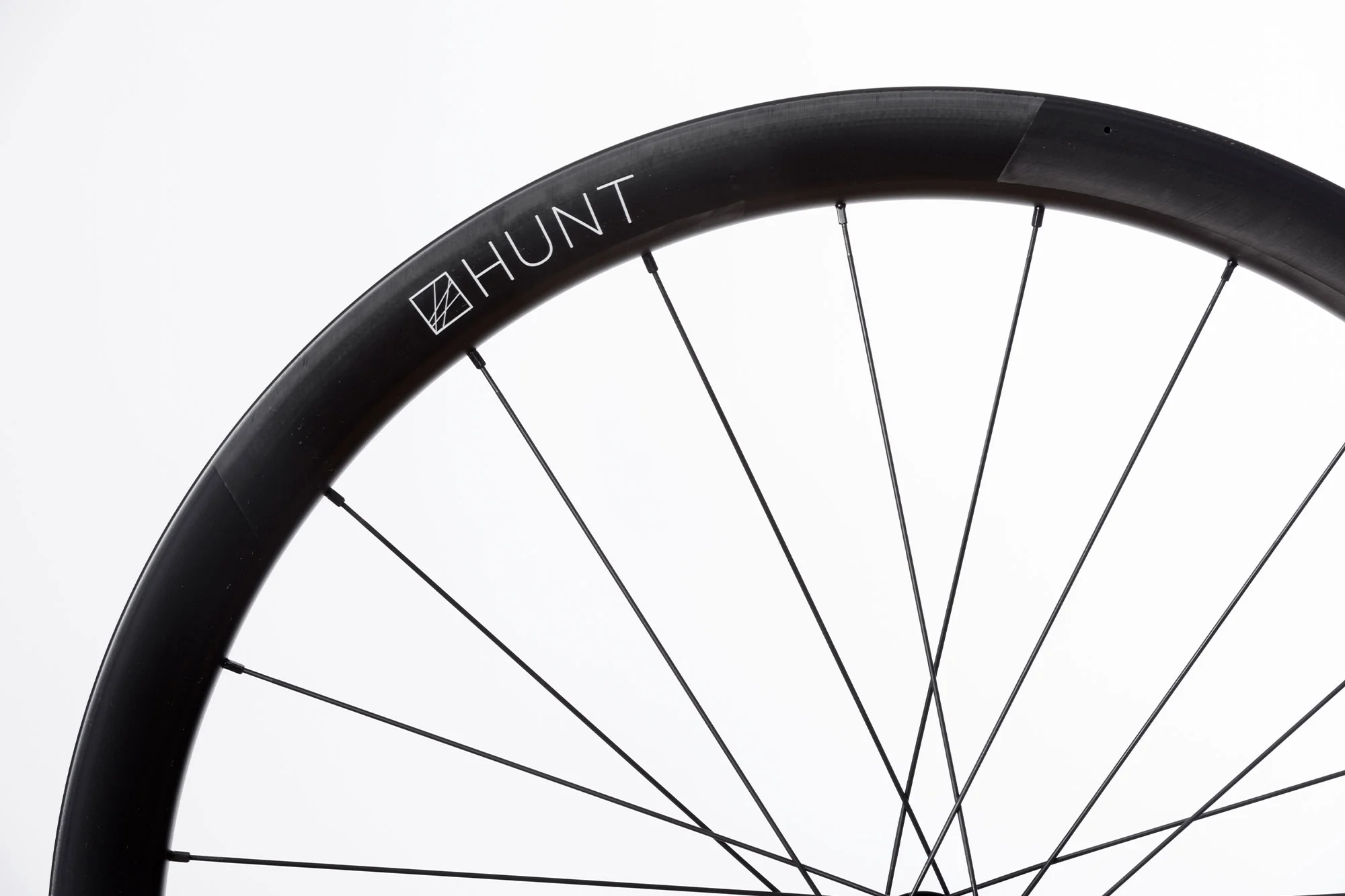 HUNT 40 Limitless Gravel Adventure Dynamo Wheelset - Image 8