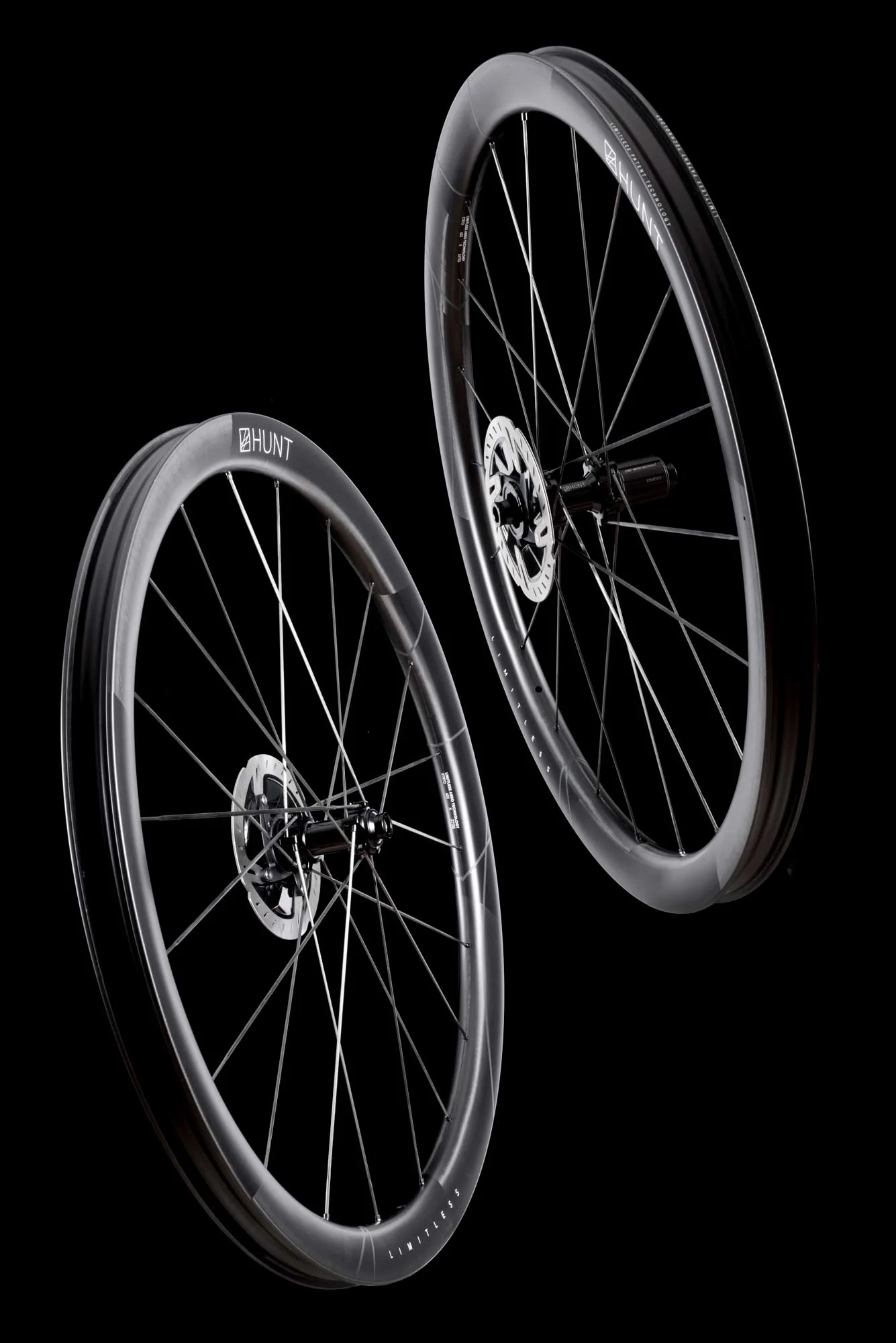 HUNT 40 Limitless Gravel Aero UD Carbon Spoke Wheelset - Image 12