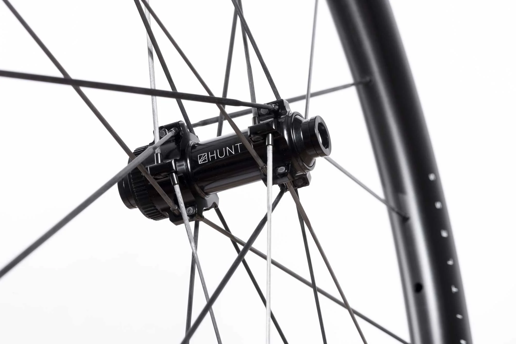 HUNT 40 Limitless Gravel Aero UD Carbon Spoke Wheelset - Image 5