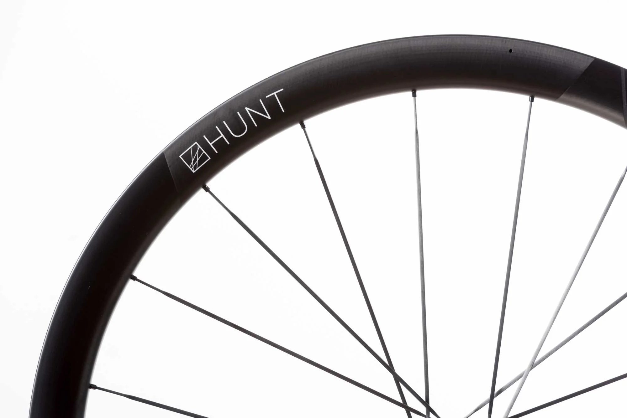 HUNT 40 Limitless Gravel Aero UD Carbon Spoke Wheelset - Image 7