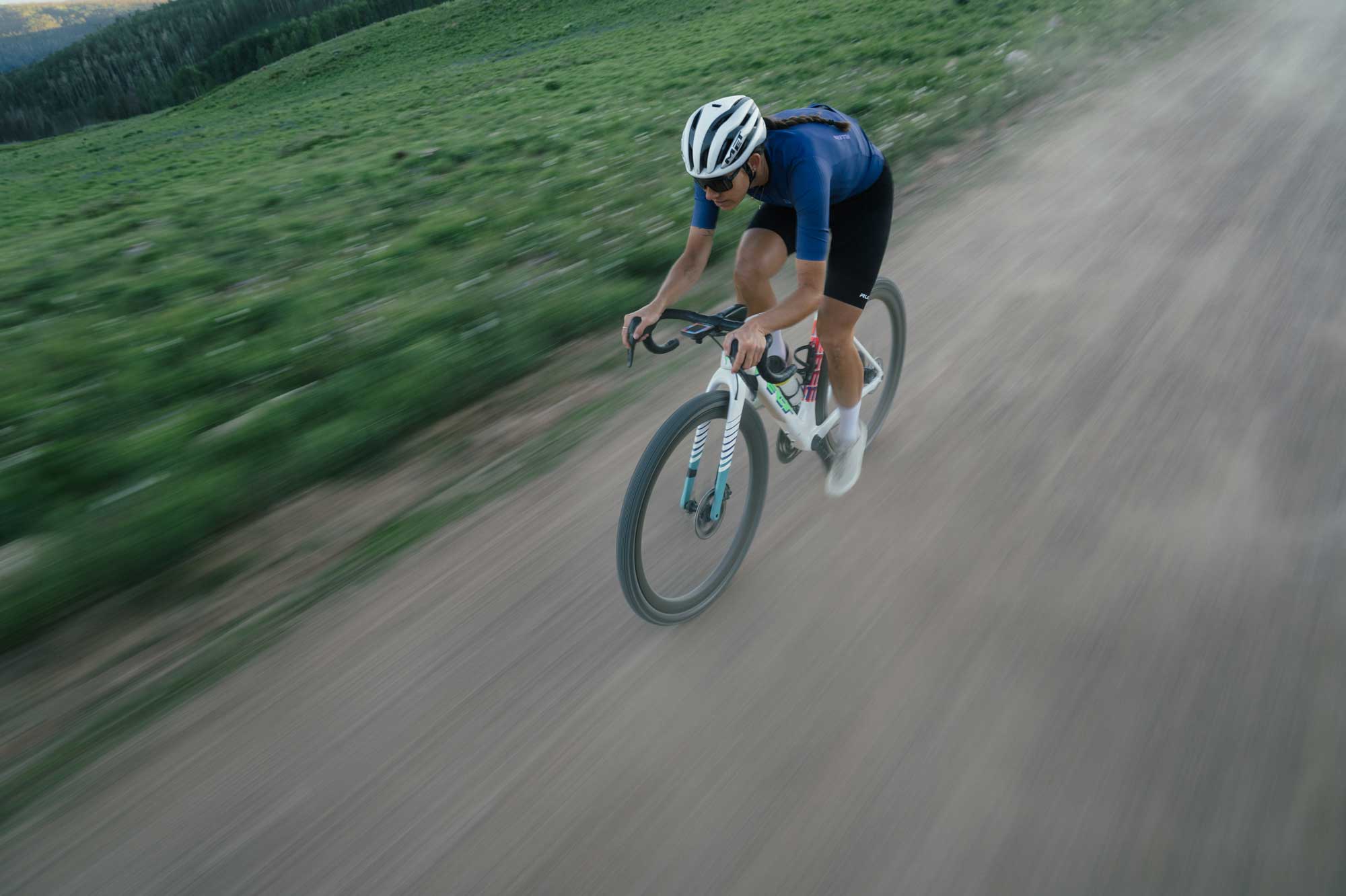 HUNT 40 Limitless Gravel Disc Wheelset | Previous Model IC284 - Image 6