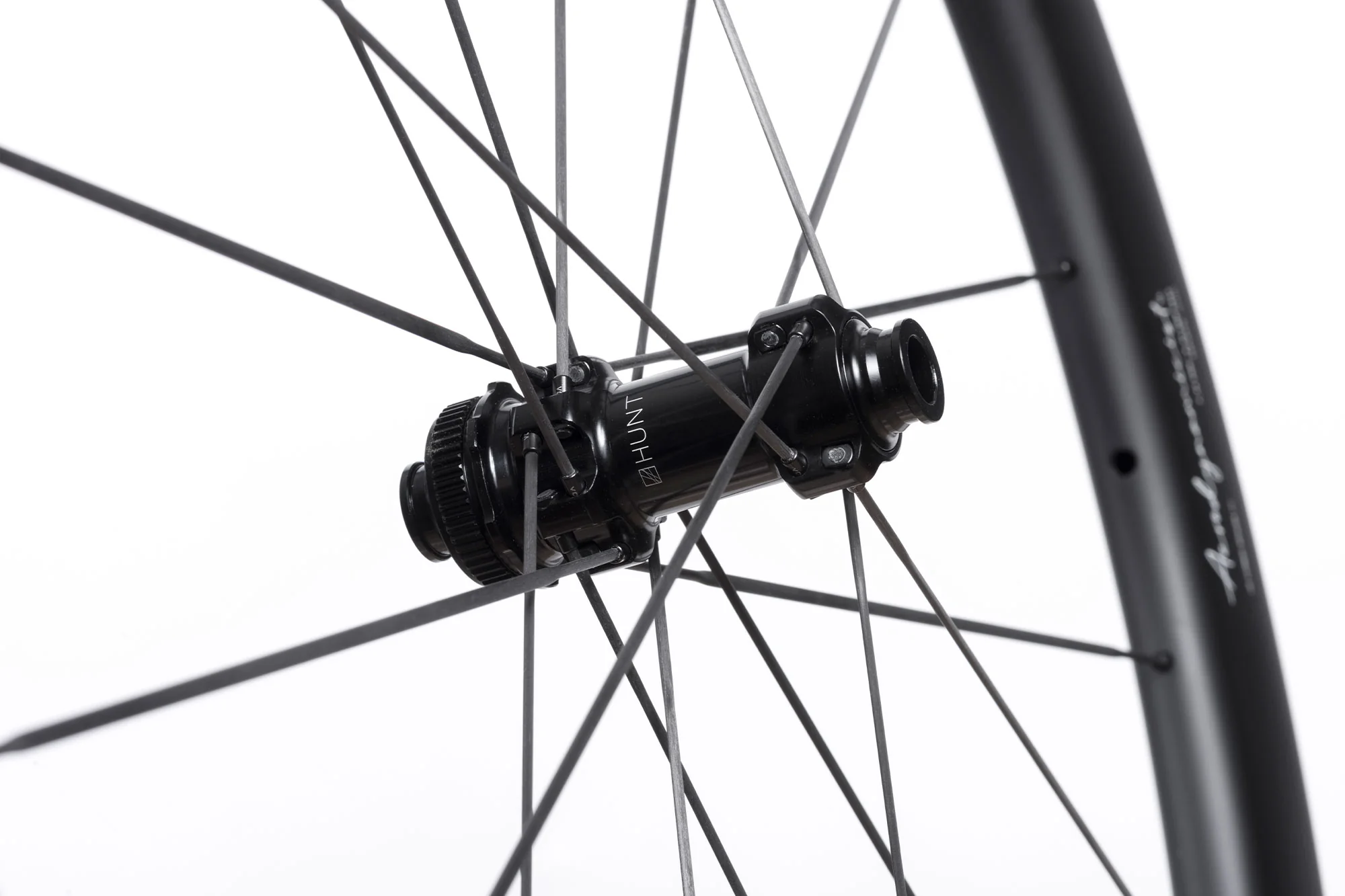 HUNT 44_46 Aerodynamicist UD Carbon Spoke Disc Wheelset - Image 7