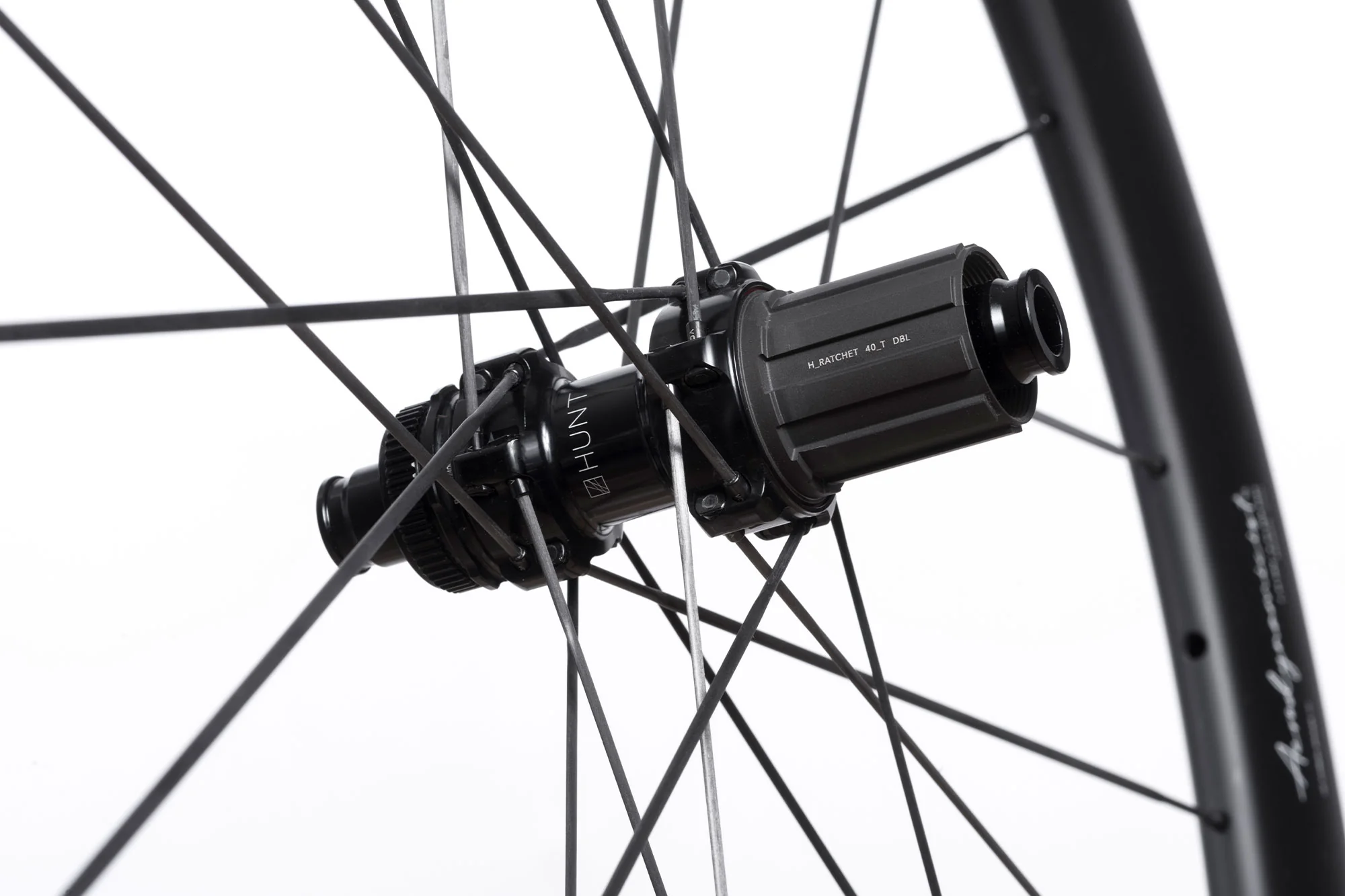 HUNT 44_46 Aerodynamicist UD Carbon Spoke Disc Wheelset - Image 8