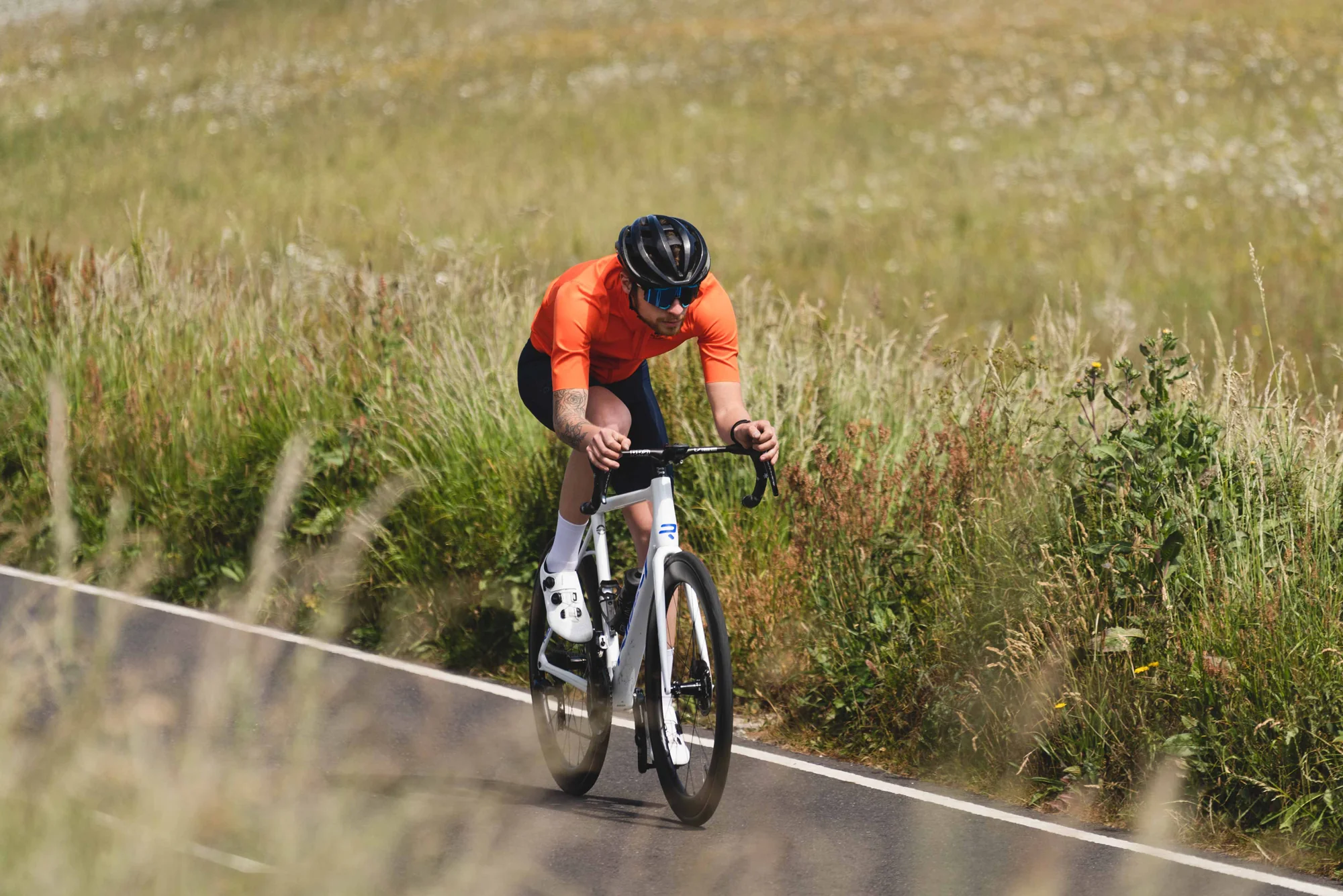 HUNT 44 Aerodynamicist Carbon Disc Wheelset - Image 10