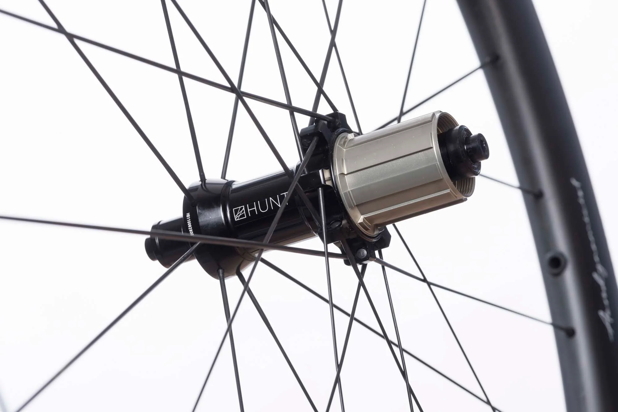 HUNT 52 Carbon Aerodynamicist Wheelset - Image 6