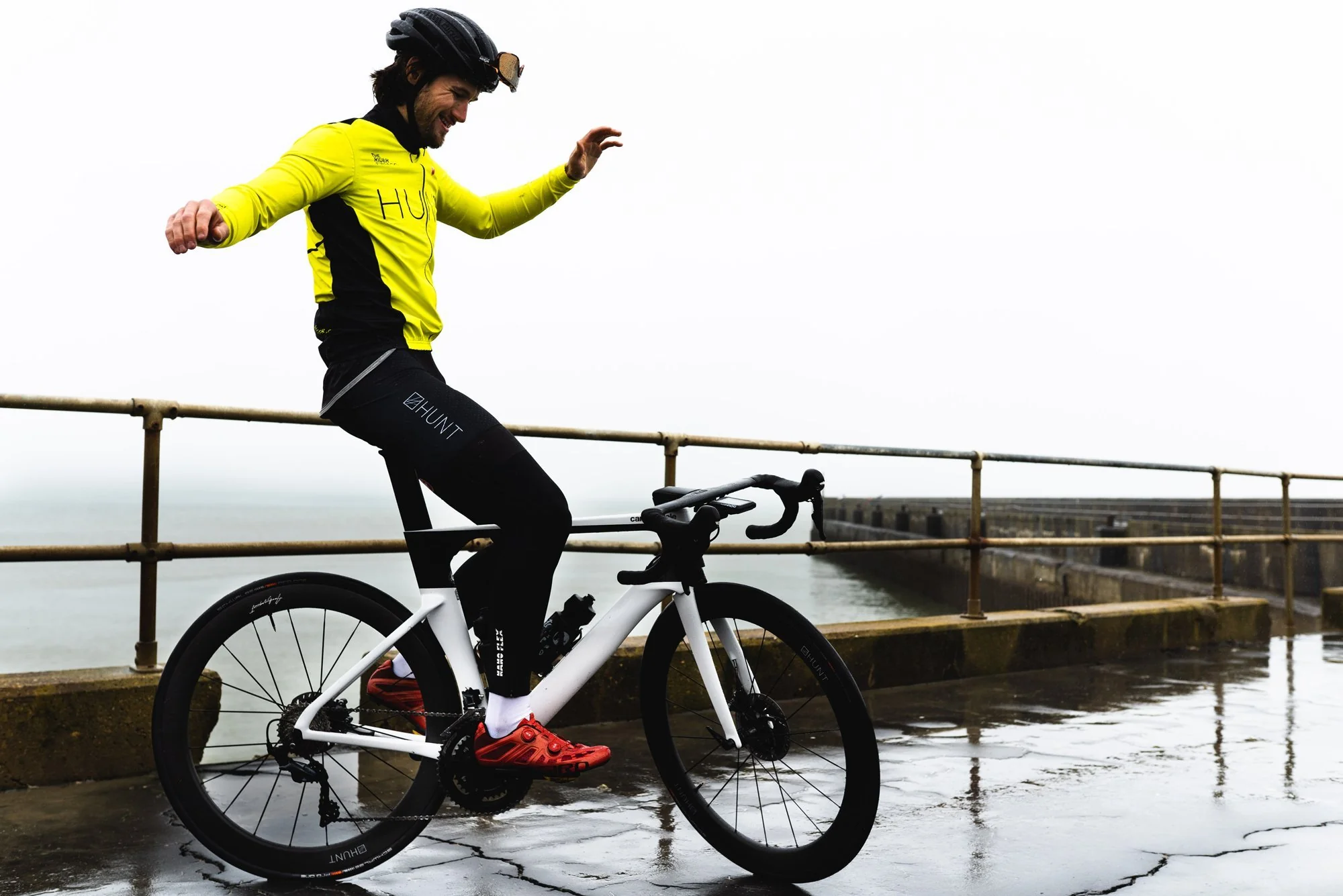 HUNT 54 UD Carbon Spoke Disc Wheelset - Image 9