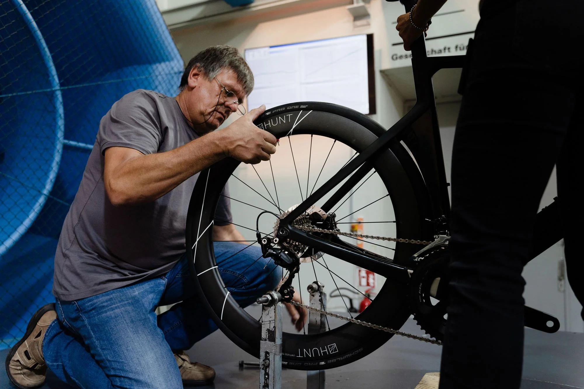 HUNT 60 Limitless Aero Disc Wheelset - Image 10
