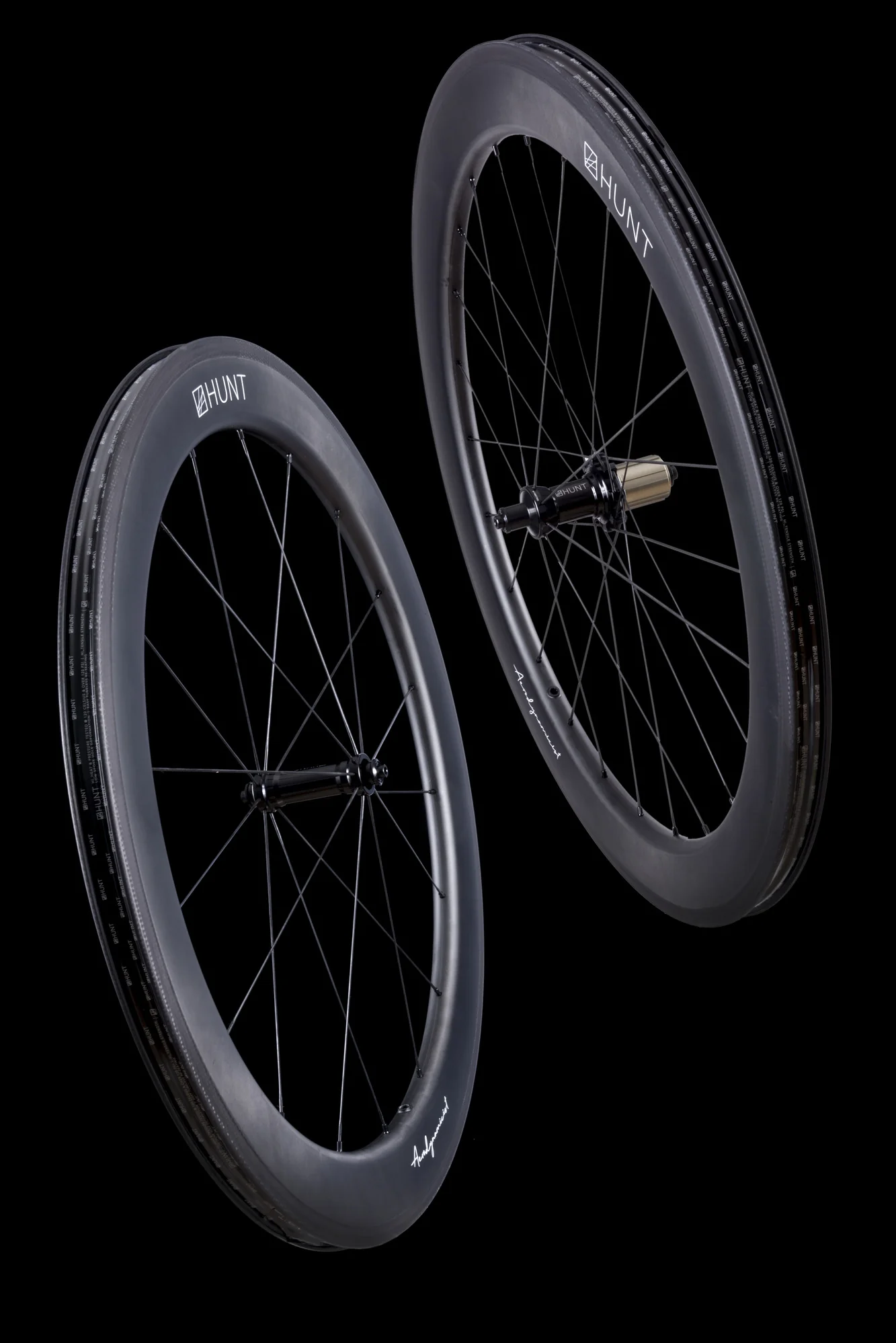 HUNT 62 Carbon Aerodynamicist Wheelset - Image 16