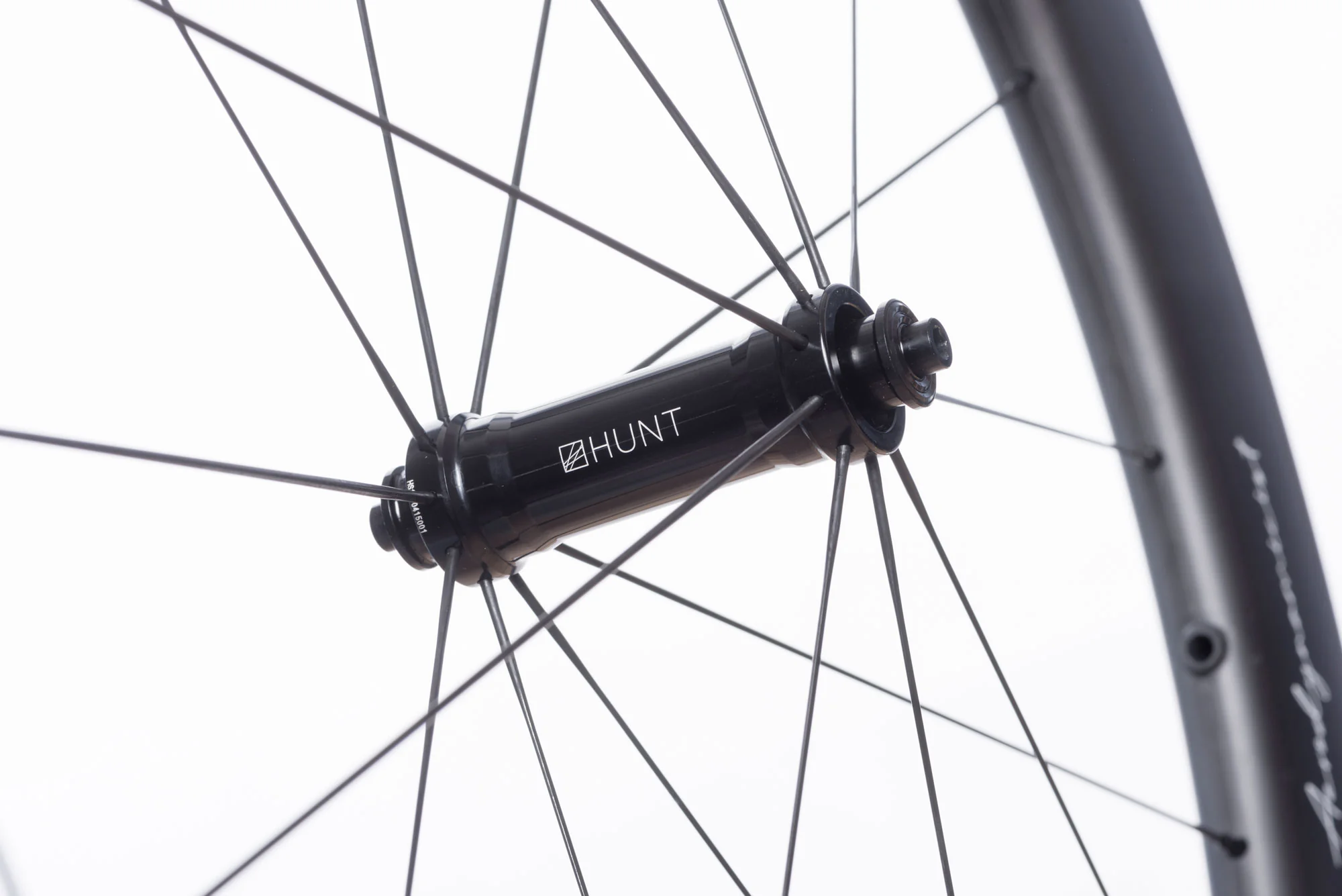HUNT 62 Carbon Aerodynamicist Wheelset - Image 5