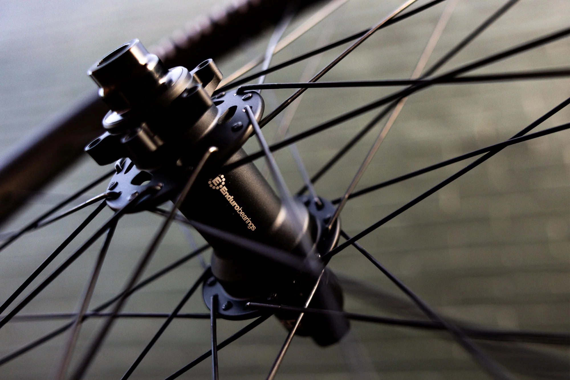 HUNT Proven Carbon Enduro H_Core V3 MTB Mullet Wheelset - Image 6