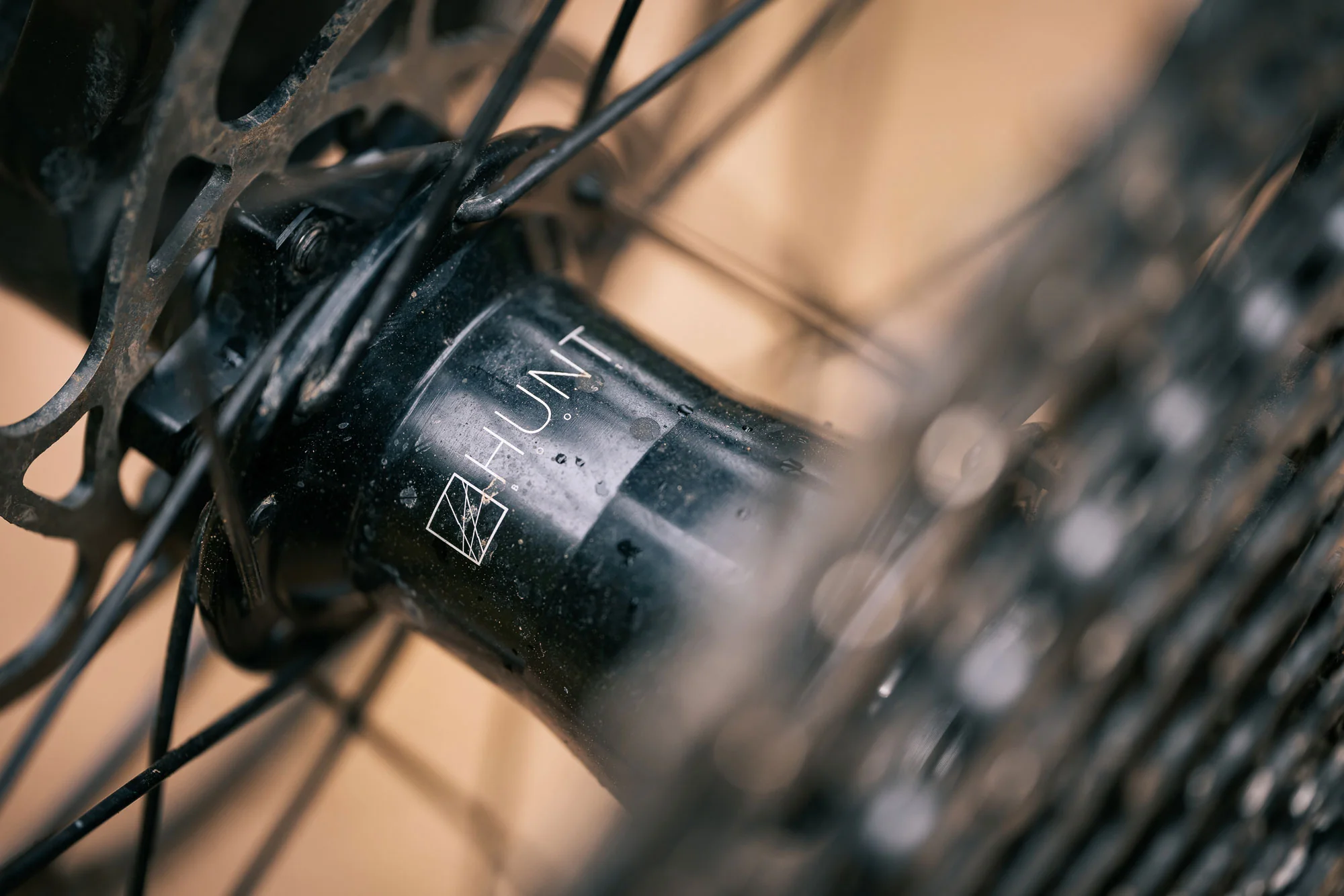 HUNT Proven Carbon Race Enduro MTB 27.5 Wheelset - Image 4