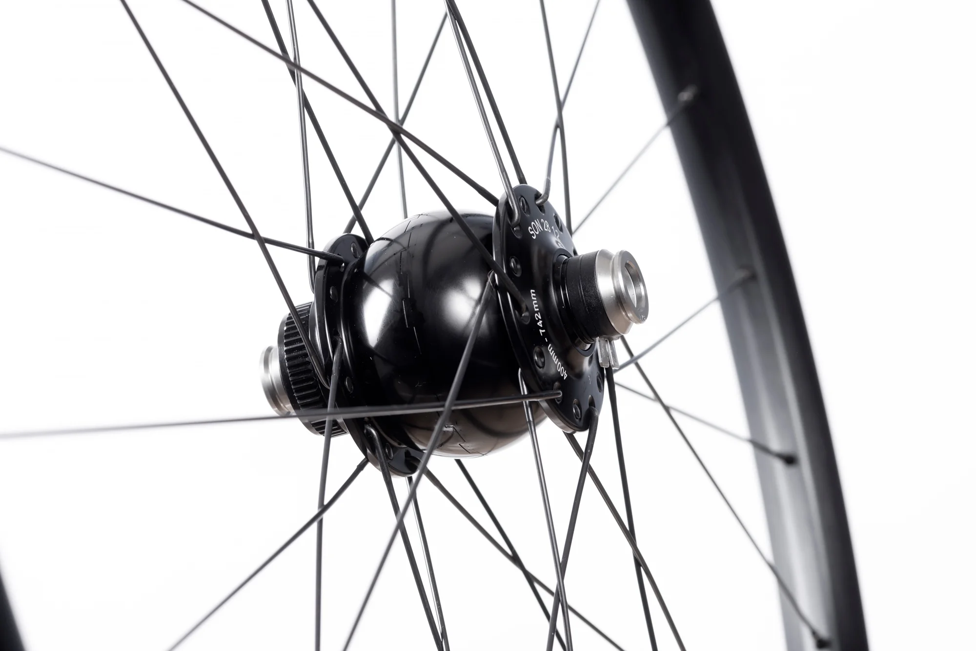 MASON x HUNT 650B Adventure Dynamo Disc Wheelset - Image 4