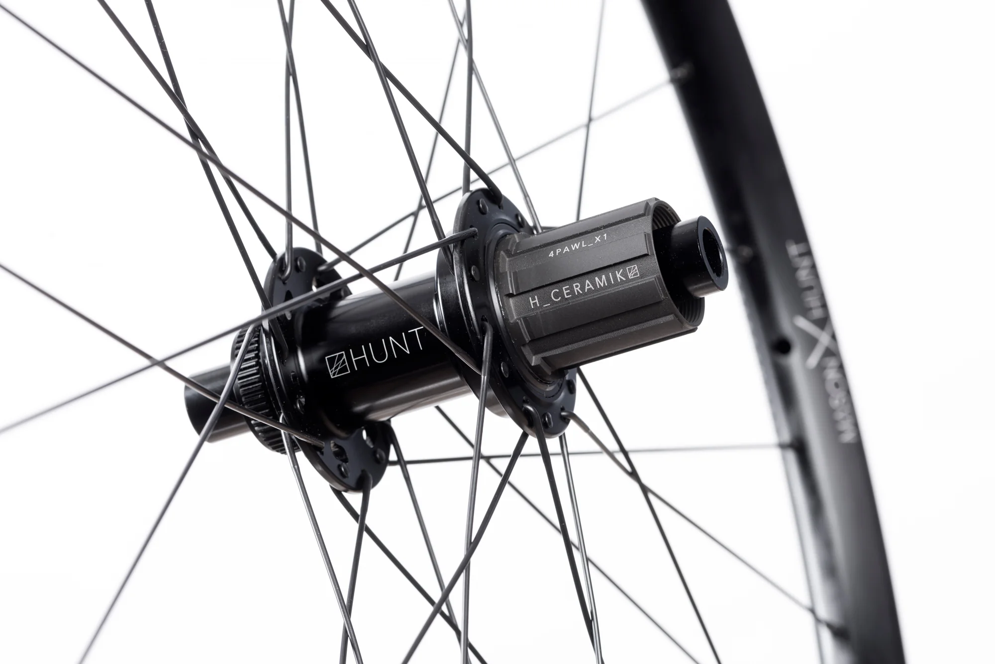 MASON x HUNT 650B Adventure Dynamo Disc Wheelset - Image 5