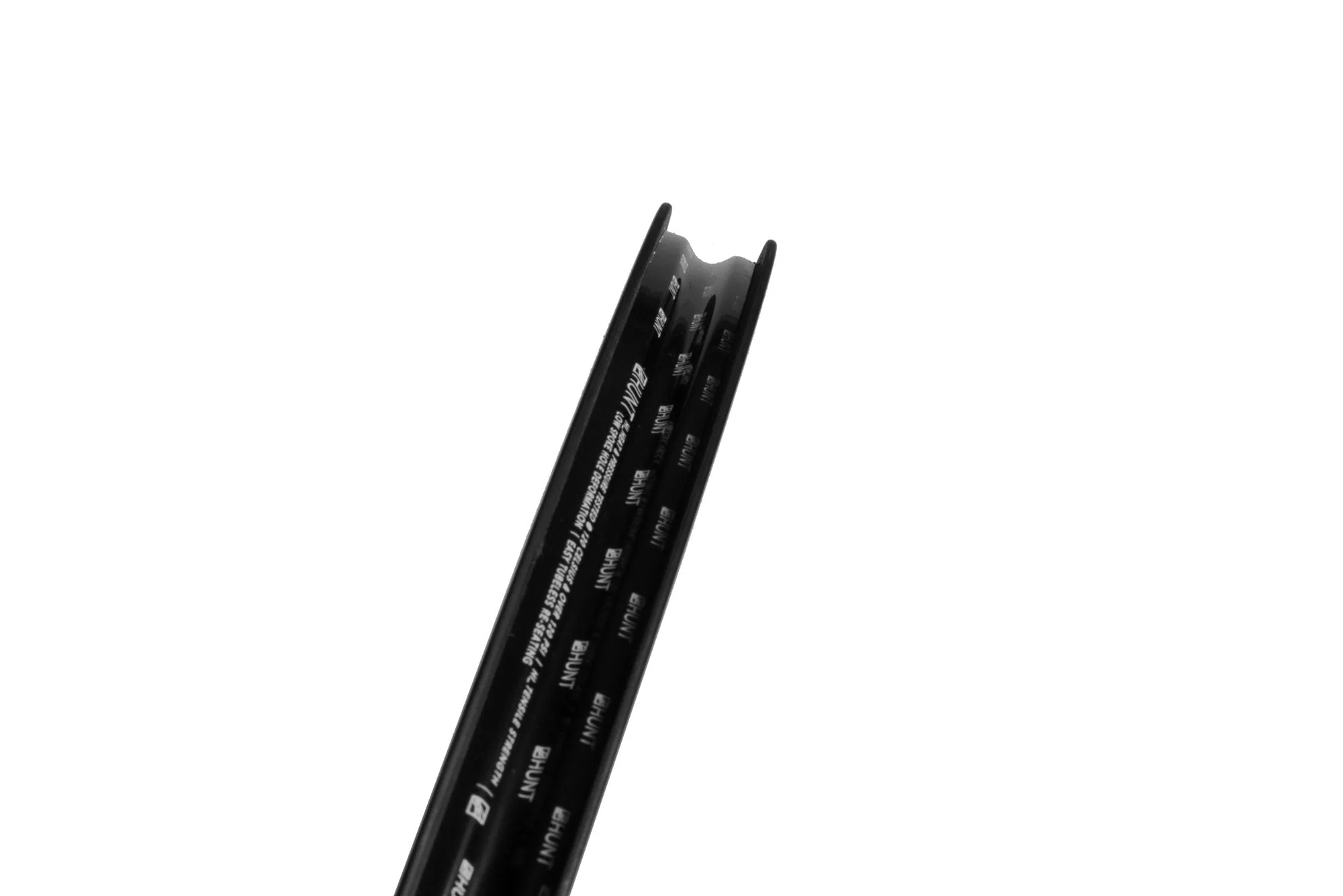 RE:NEW HUNT 32 Aerodynamicist UD Carbon Spoke Disc Wheelset - Image 10