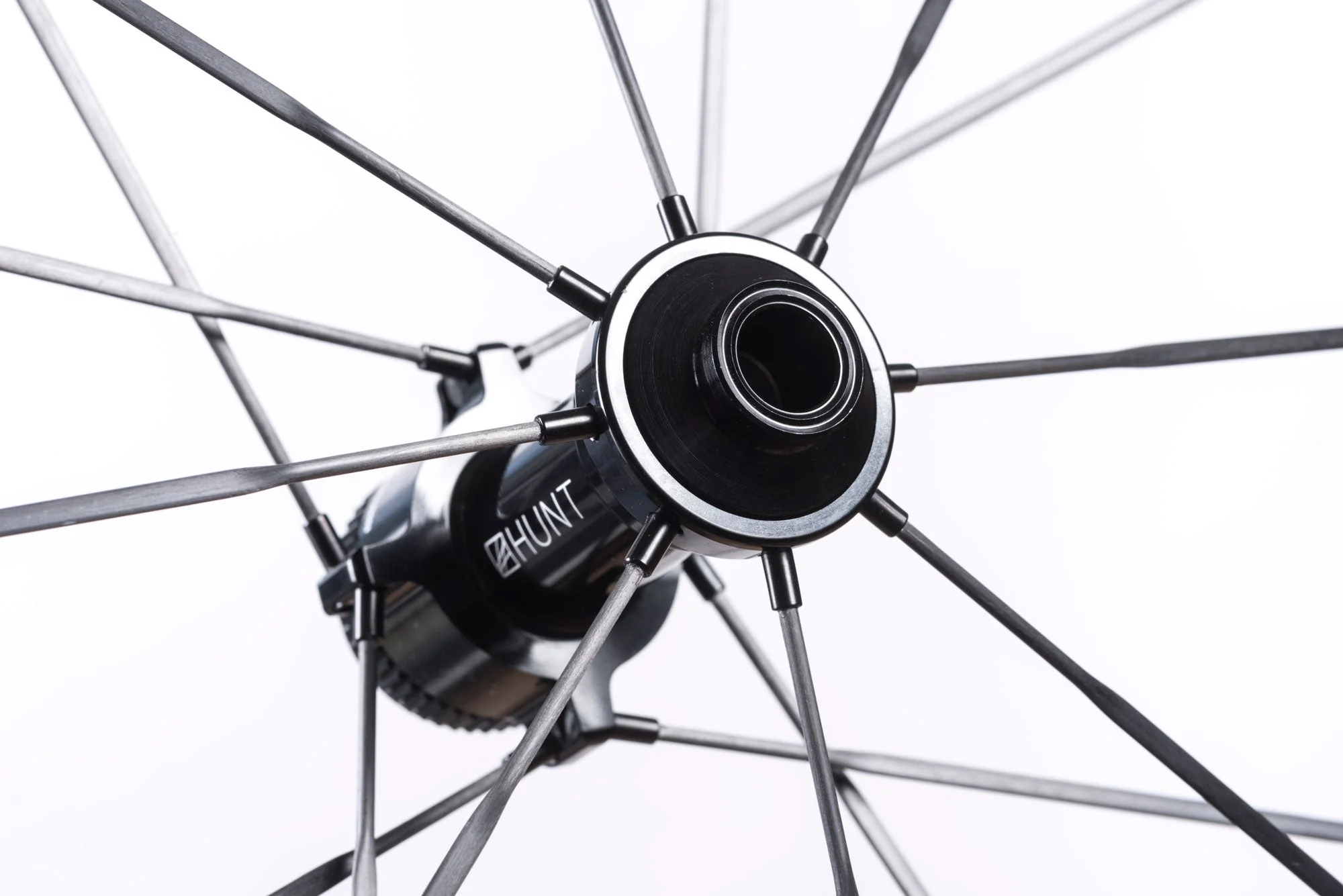 RE:NEW HUNT 32 Aerodynamicist UD Carbon Spoke Disc Wheelset - Image 11