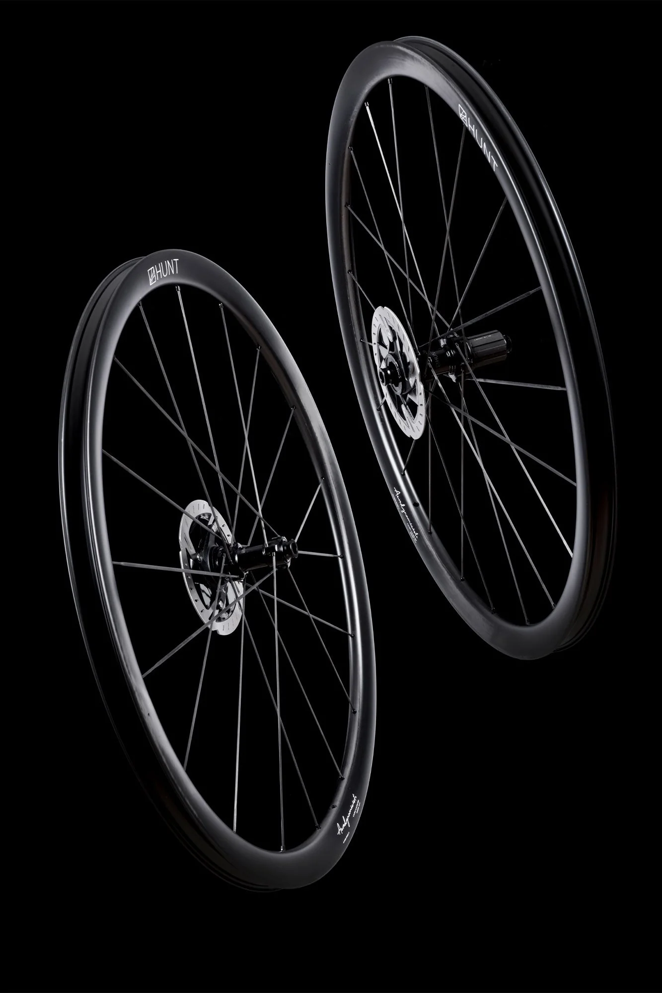 RE:NEW HUNT 34_34 Aerodynamicist UD Carbon Spoke Disc Wheelset - Image 12