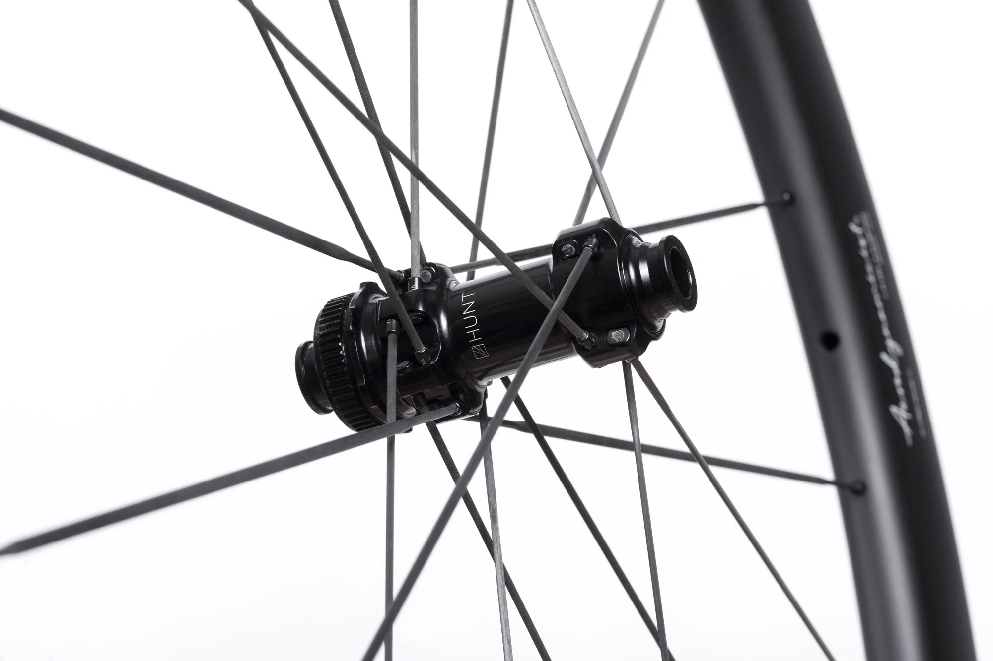 RE:NEW HUNT 34_34 Aerodynamicist UD Carbon Spoke Disc Wheelset - Image 5