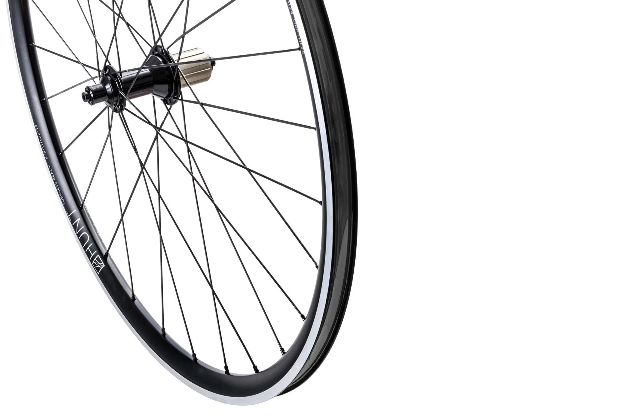 RE:NEW HUNT 4 Season Aero Wheelset - Image 3