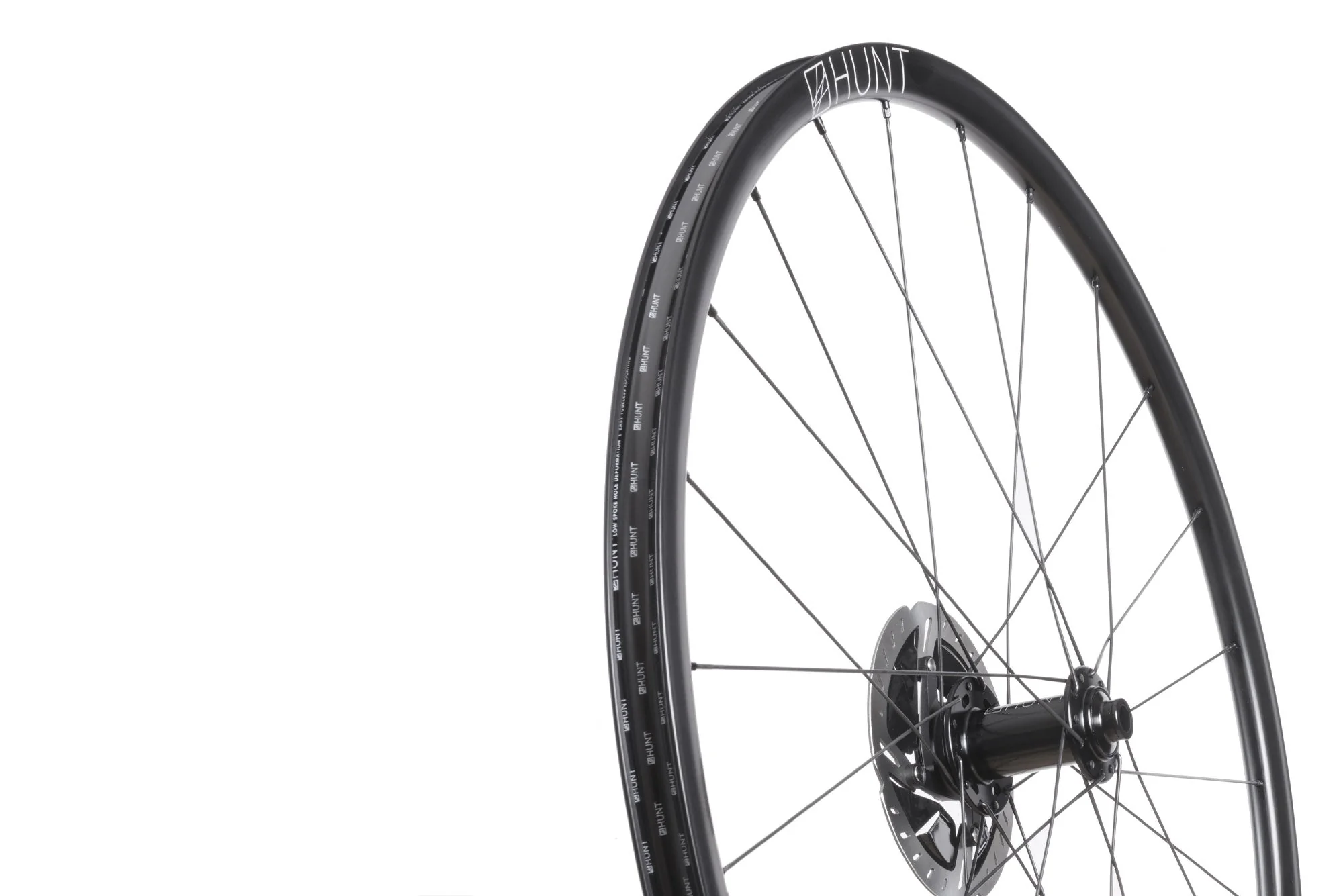 RE:NEW HUNT 4 Season Disc Wheelset - Image 2