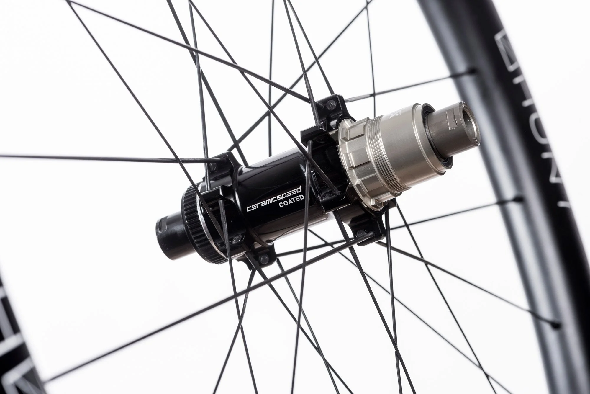 RE:NEW HUNT 42 Limitless Gravel Aero Wheelset - Image 11