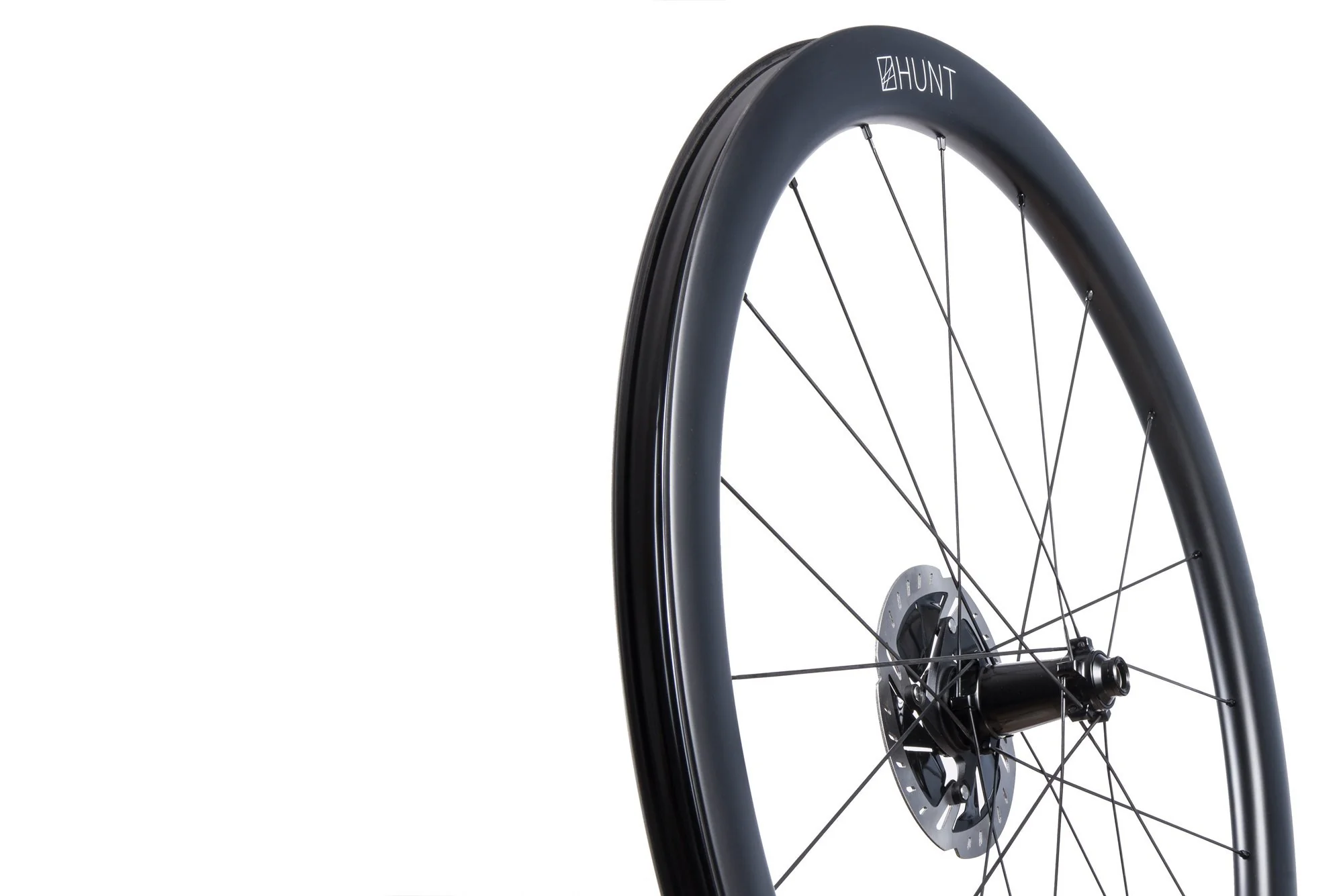 RE:NEW HUNT 44 Aerodynamicist Carbon Disc Wheelset - Image 2