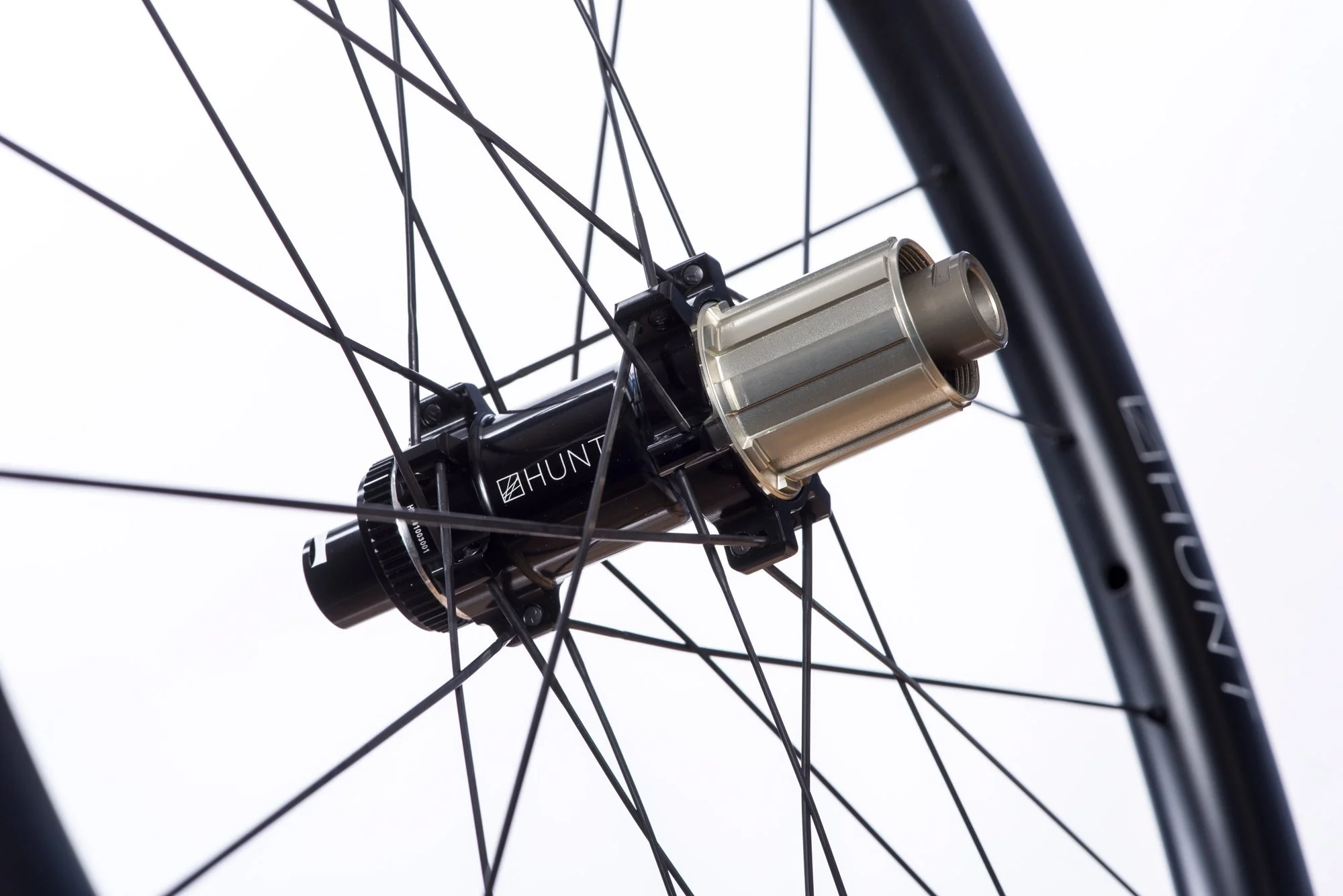 RE:NEW HUNT 44 Aerodynamicist Carbon Disc Wheelset - Image 7