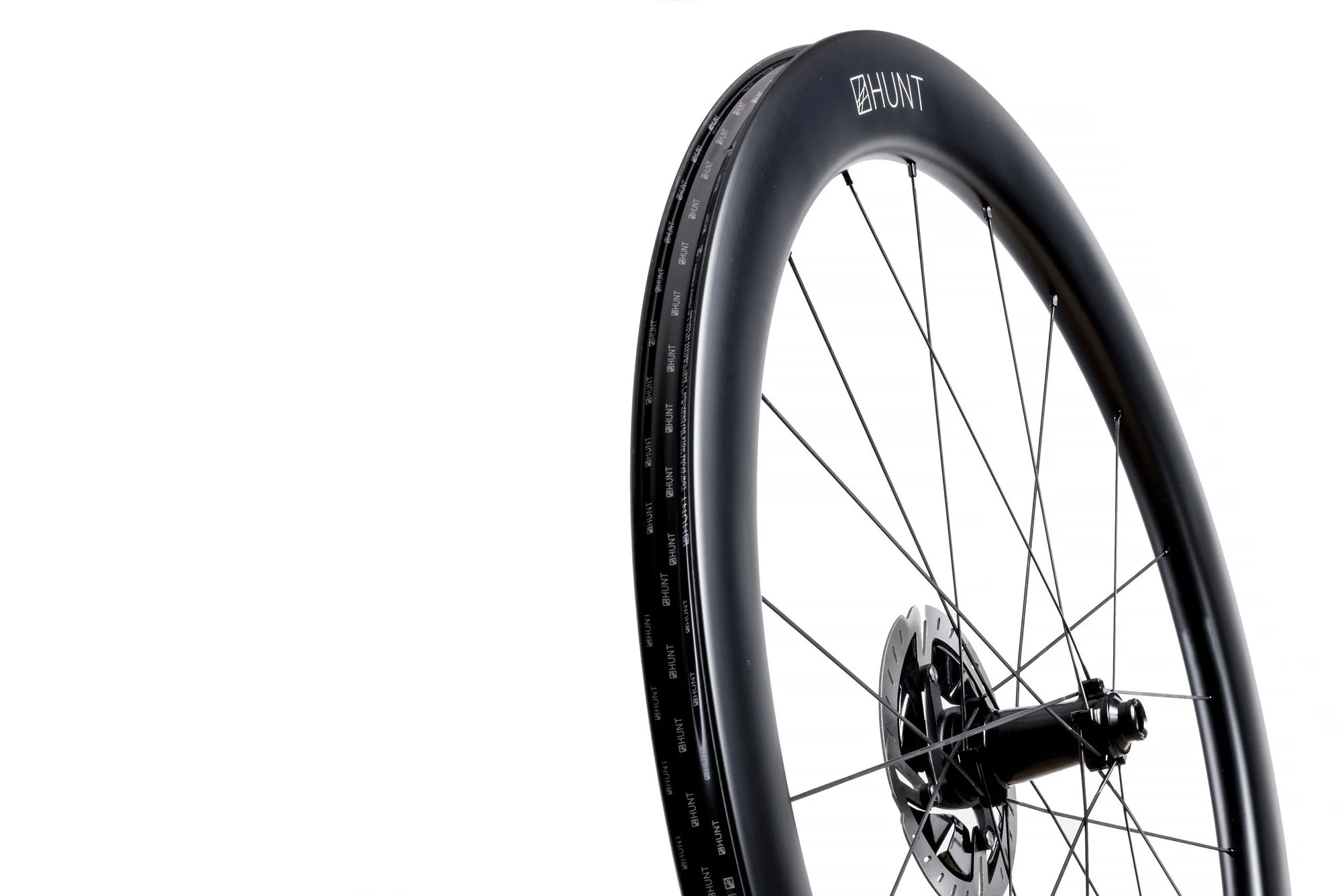 RE:NEW HUNT 54 Aerodynamicist Carbon Disc Wheelset - Image 2