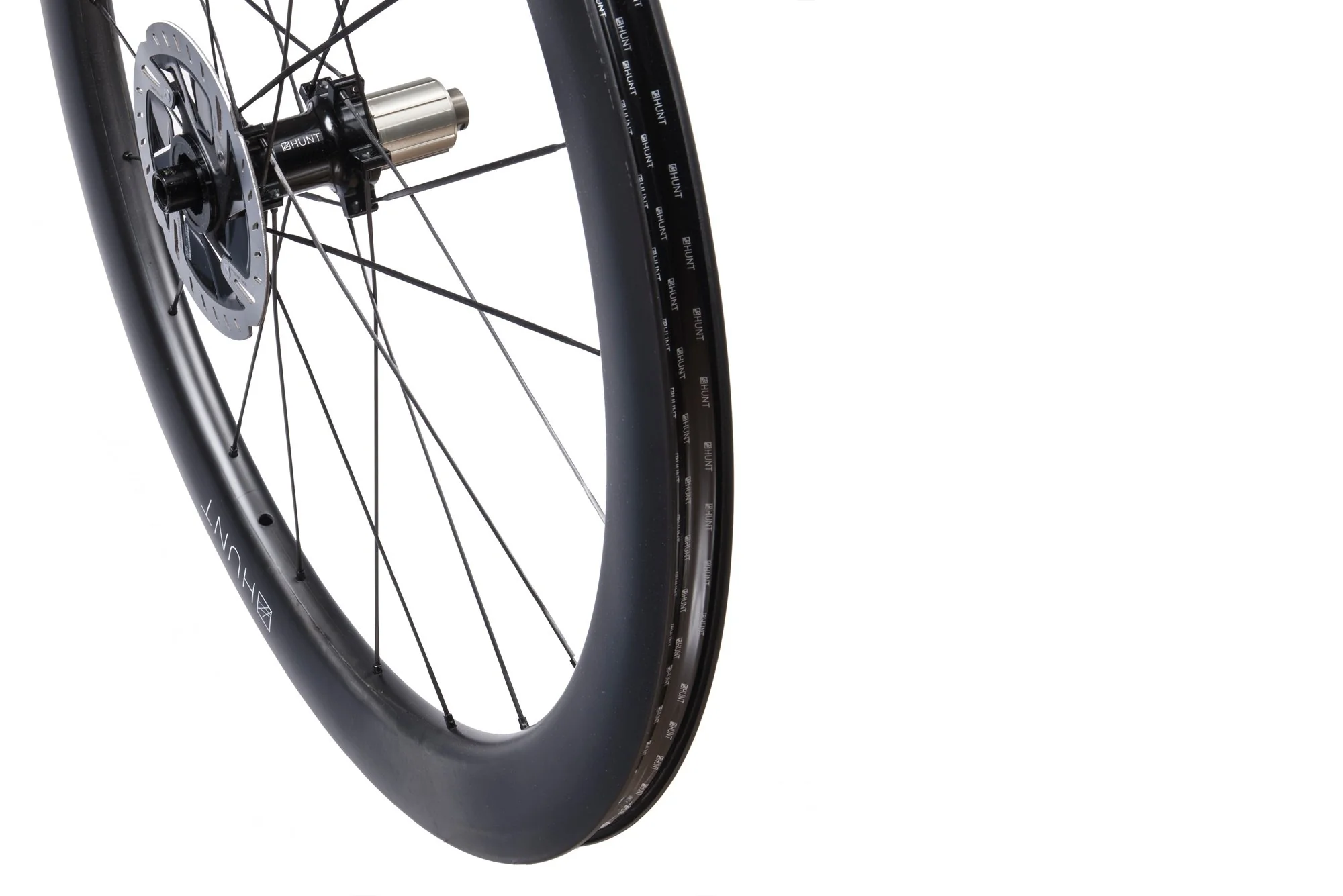 RE:NEW HUNT 54 UD Carbon Spoke Disc Wheelset - Image 3