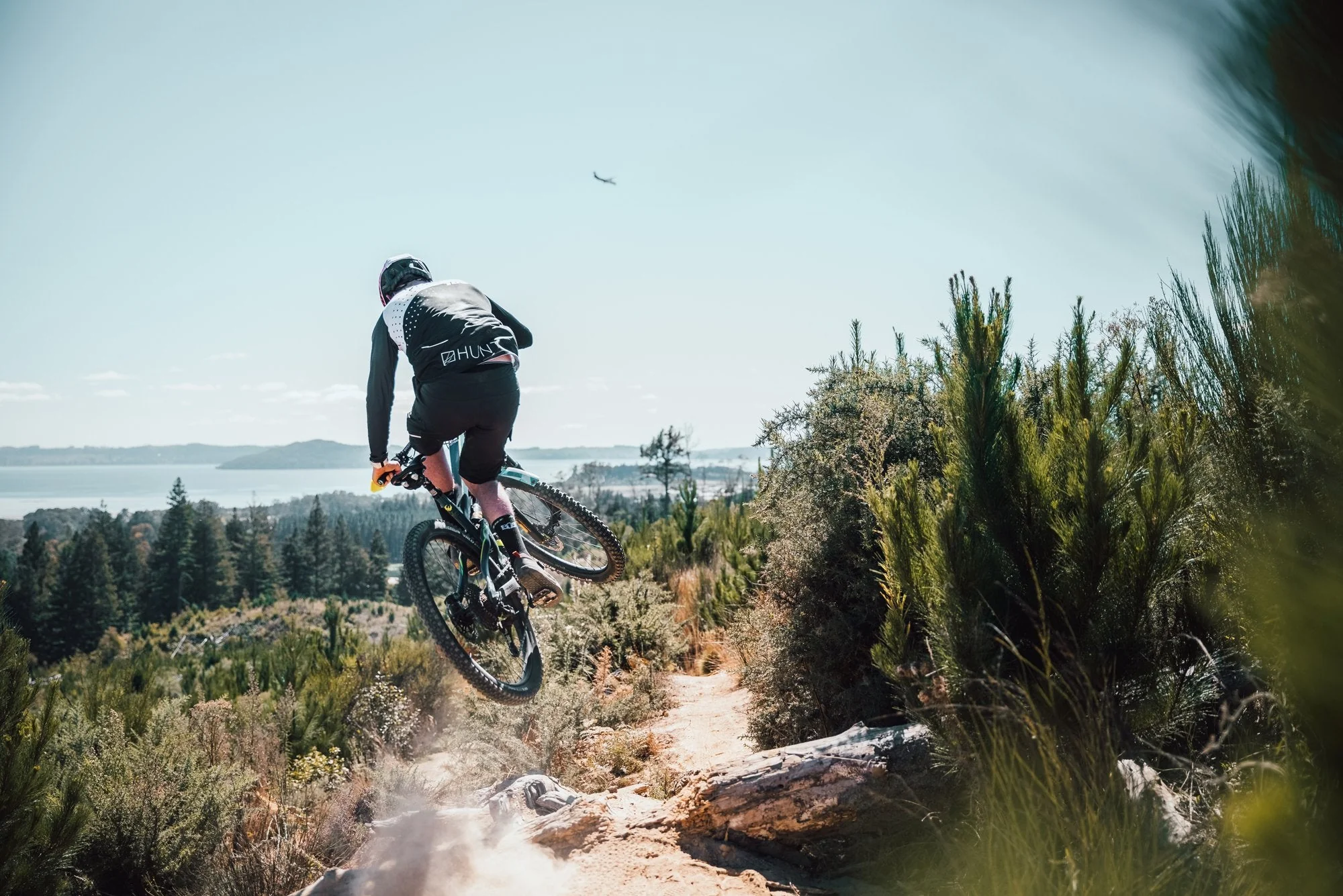 RE:NEW HUNT All-Mountain Carbon H_Impact 29" Wheelset - Image 12