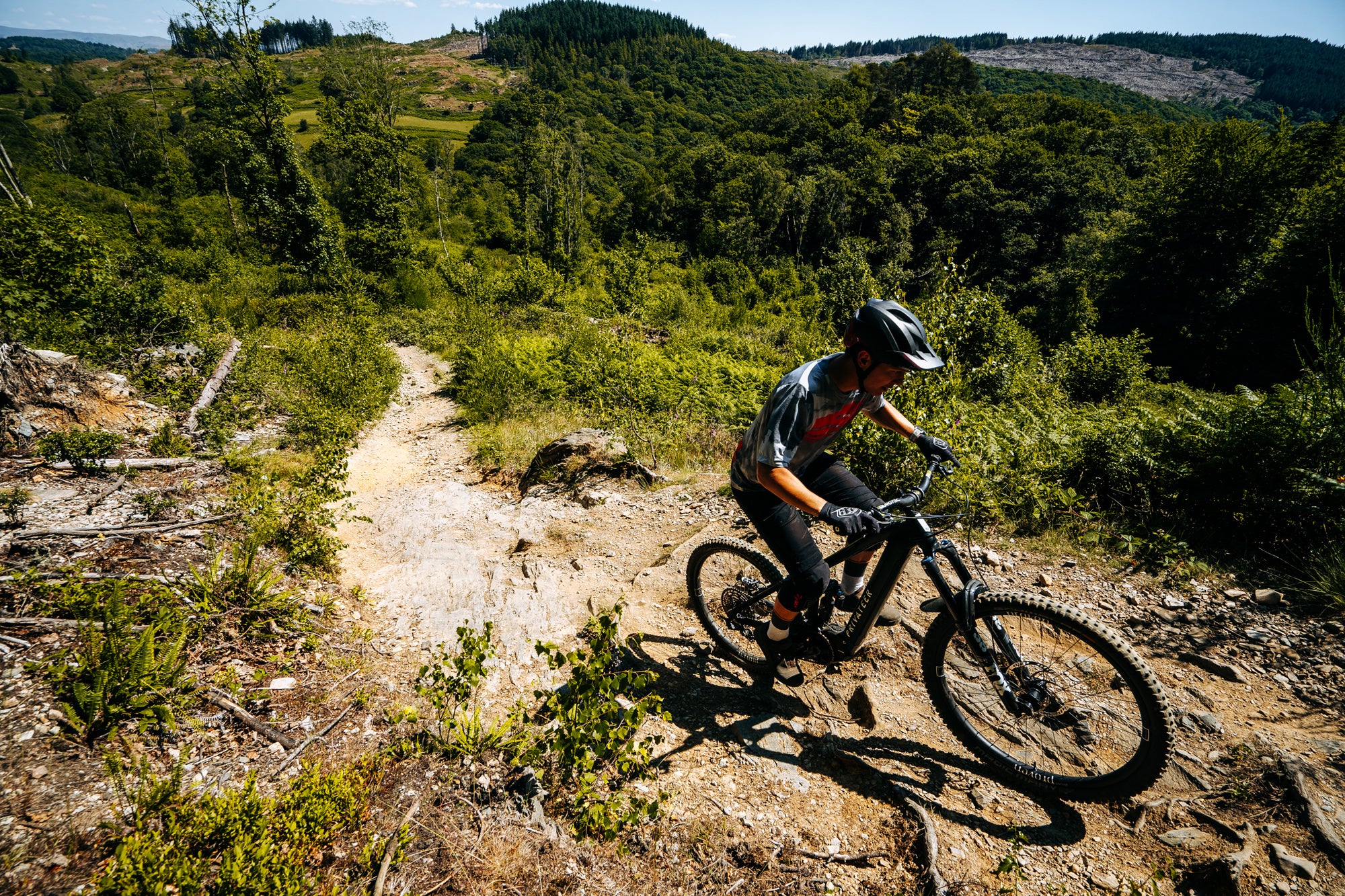 HUNT Proven Carbon Race E_Enduro 27.5 Wheelset - Image 5